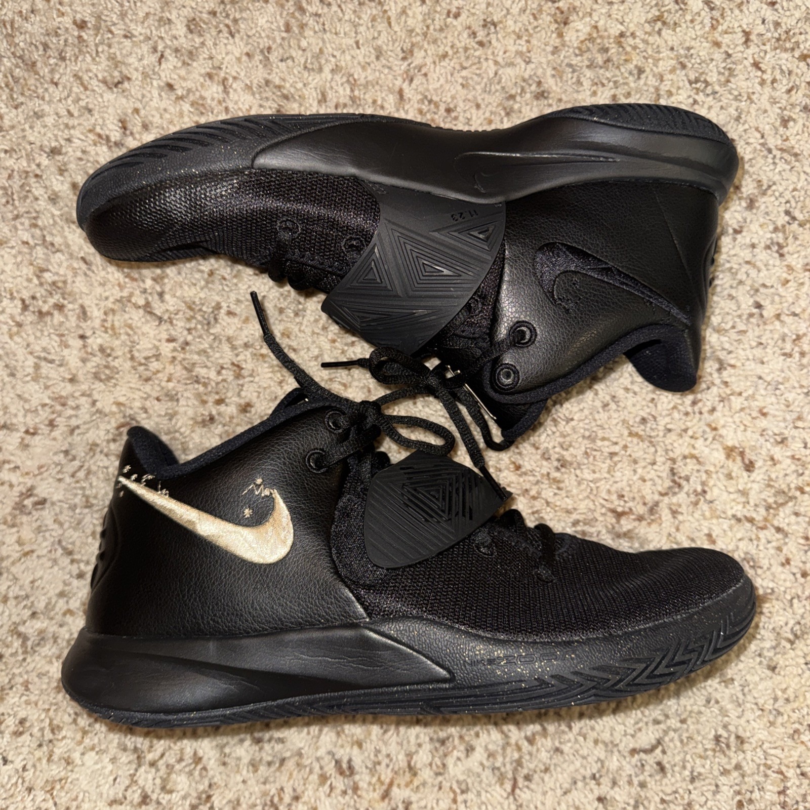 Nike Kyrie 3 Flytrap Size 11 - Black #Bq3060-008 *No Box*